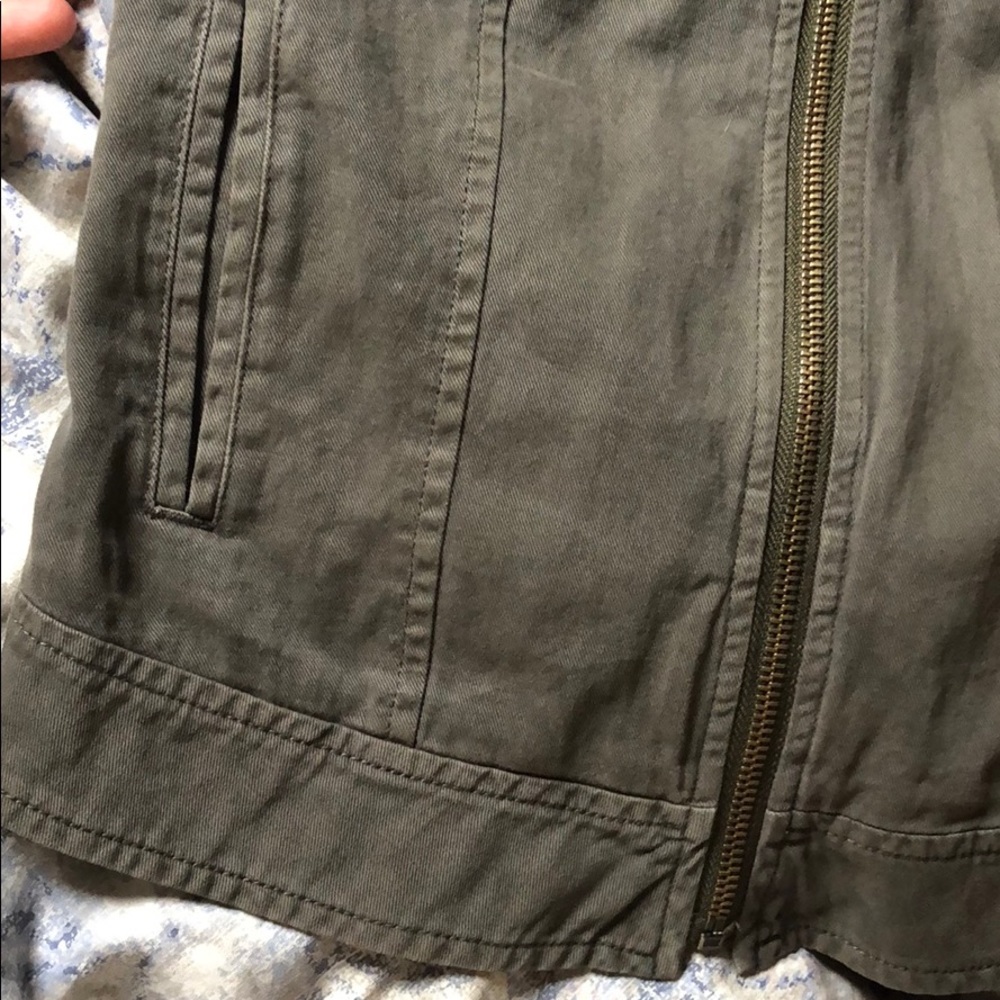 Jacket - Picture 2 of 4